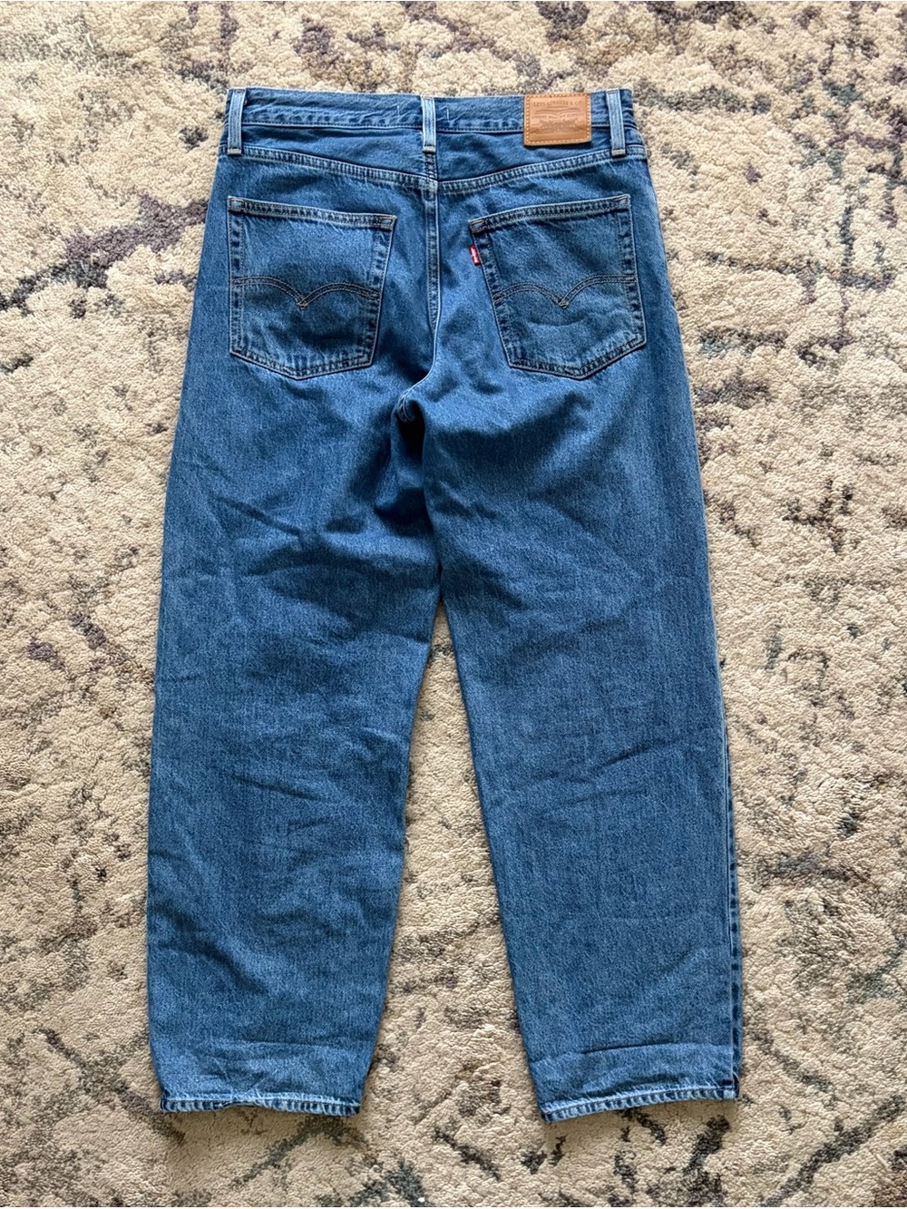 Levi’s Baggy Dad Jeans - Picture 4 of 4
